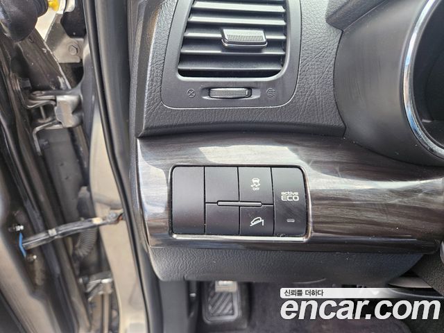 Kia Sorento 2011 — photo 12