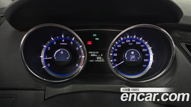 Hyundai Sonata 2013 — photo 11