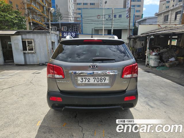 Kia Sorento 2011 — photo 4