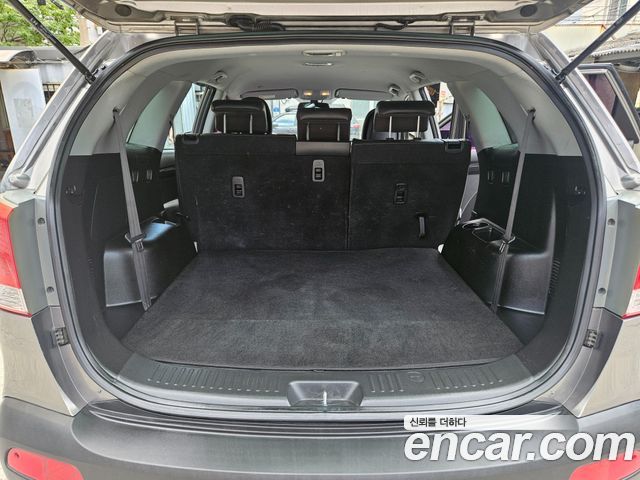 Kia Sorento 2011 — photo 10