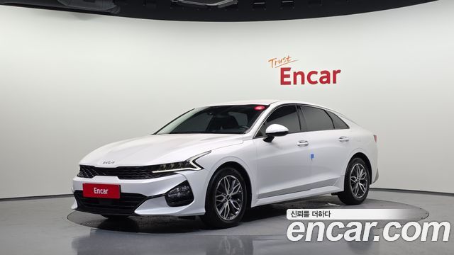 Kia K5 2023 — photo 1