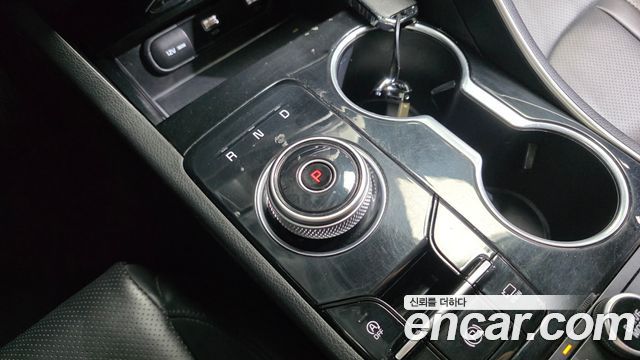 Kia K5 2023 — photo 9