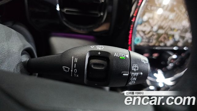 Mini Cooper 2022 — photo 29