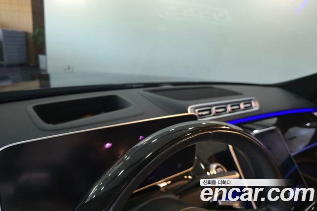 Mercedes-Benz S-Class 2021 — photo 13