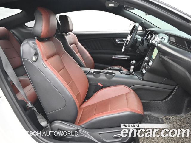 Ford Mustang 2017 — photo 6