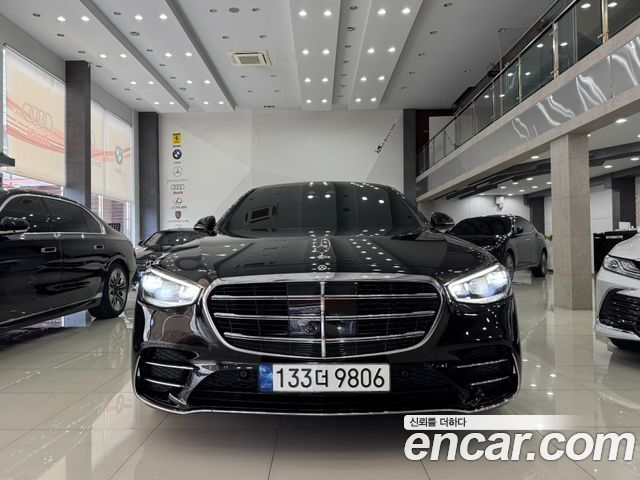 Mercedes-Benz S-Class 2023 — photo 3