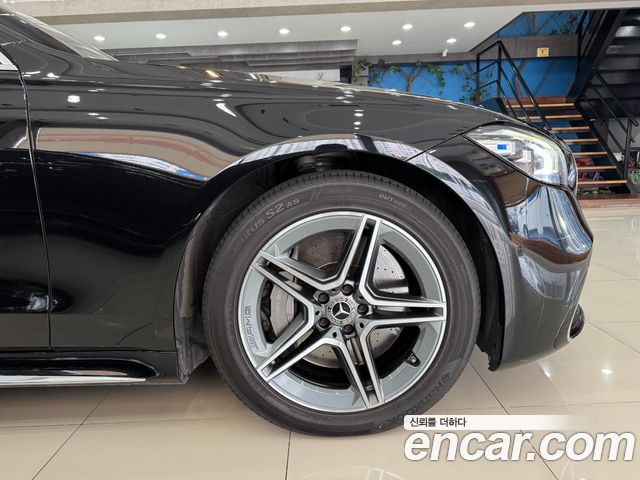 Mercedes-Benz S-Class 2023 — photo 5