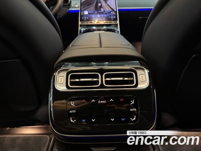 Mercedes-Benz S-Class 2023 — photo 14