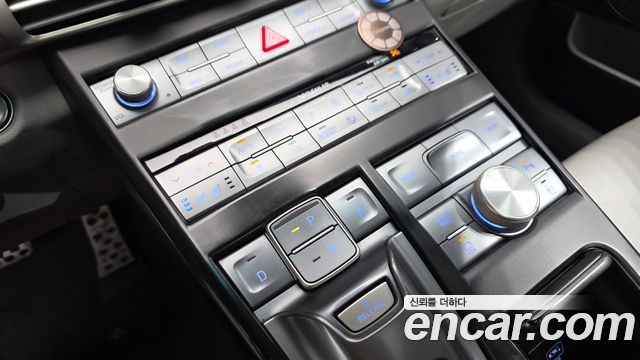 Hyundai Nexo 2021 — photo 12