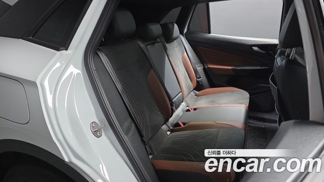 Volkswagen ID.4 2023 — photo 17