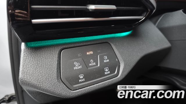 Volkswagen ID.4 2023 — photo 24
