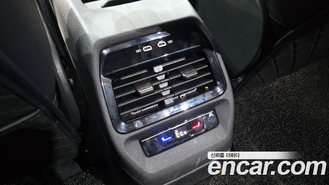 Volkswagen ID.4 2023 — photo 26