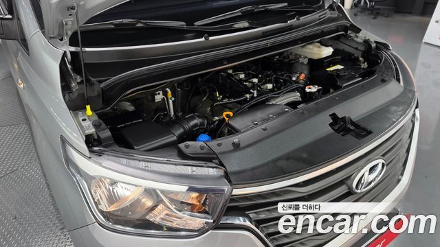 Hyundai Starex 2019 — photo 6