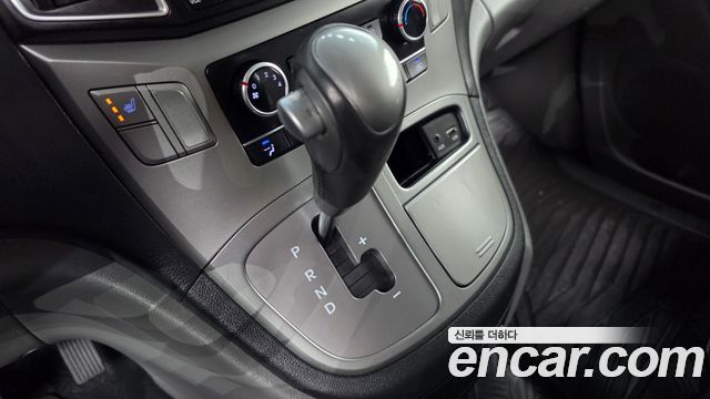 Hyundai Starex 2019 — photo 9
