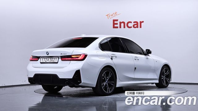 BMW 3-Series 2024 — photo 2