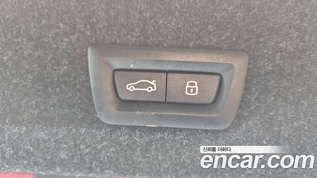 BMW 3-Series 2024 — photo 20