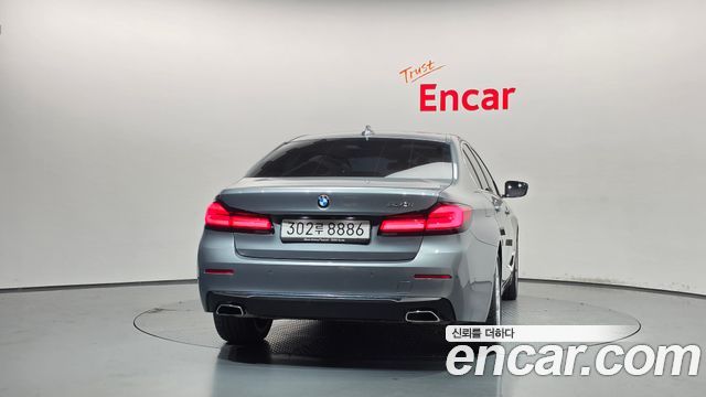 BMW 5-Series 2023 — photo 4