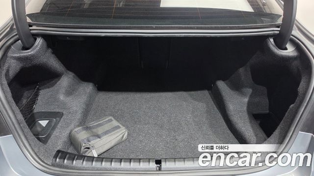BMW 5-Series 2023 — photo 20