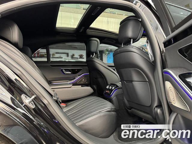 Mercedes-Benz S-Class 2021 — photo 17