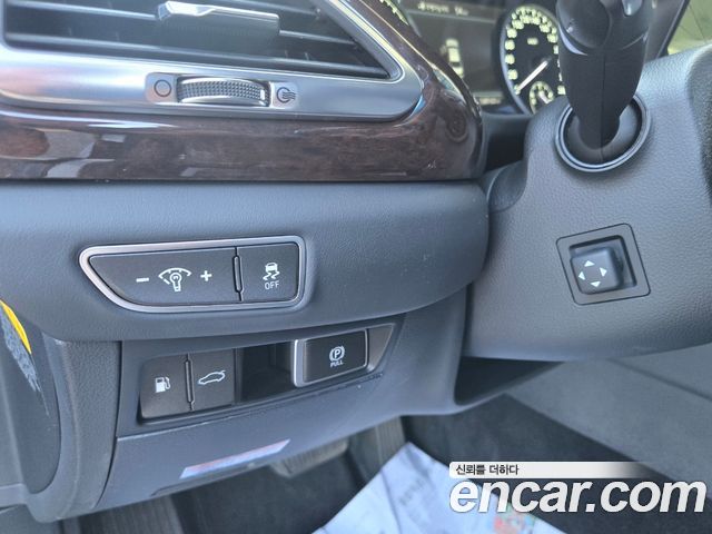 Genesis EQ900 2016 — photo 16