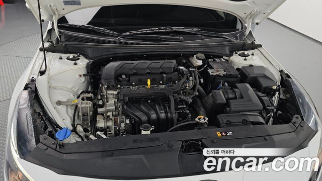 Hyundai AVANTE 2022 — photo 6