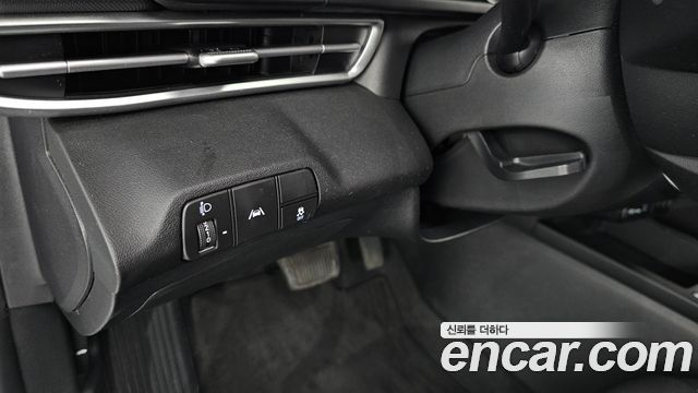 Hyundai AVANTE 2022 — photo 17