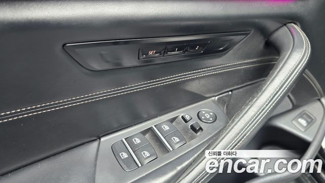 BMW 5-Series 2017 — photo 27