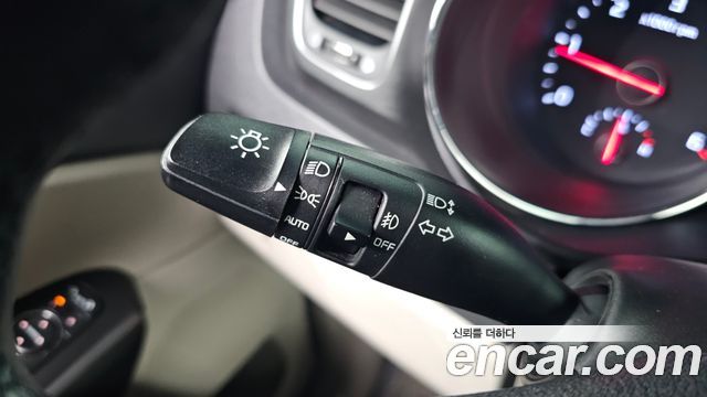 Kia Canival 2019 — photo 23