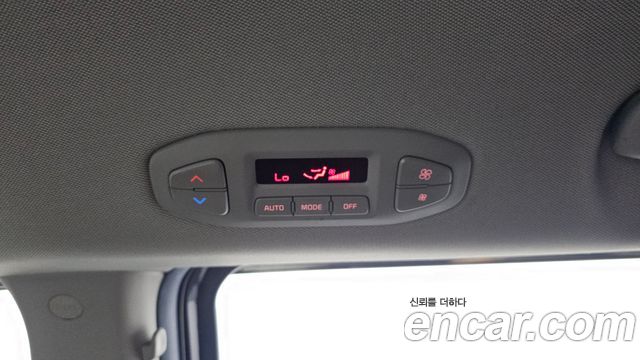 Kia Canival 2019 — photo 28