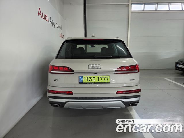 Audi Q7 2026 — photo 4