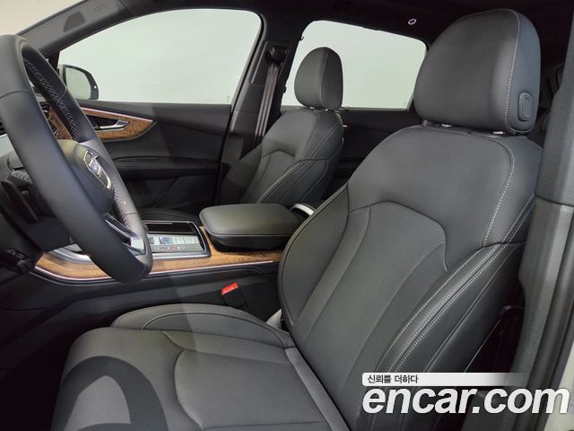 Audi Q7 2026 — photo 10