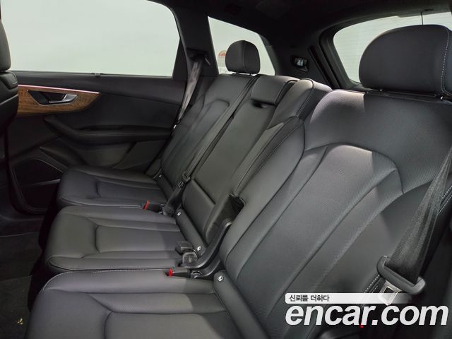 Audi Q7 2026 — photo 13