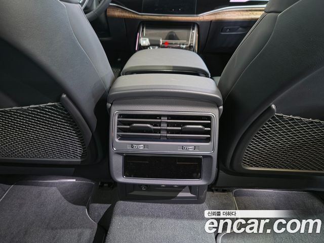 Audi Q7 2026 — photo 18