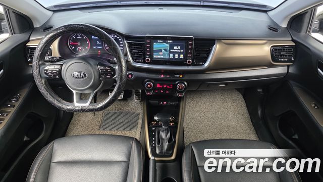 Kia Stonic 2018 — photo 7