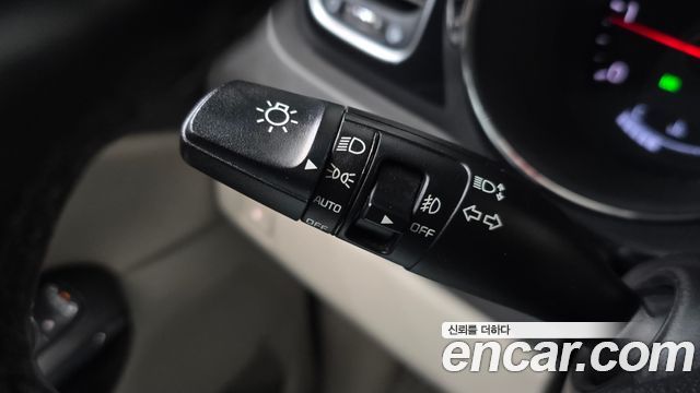 Kia Canival 2017 — photo 23