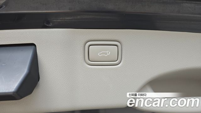 Kia Canival 2017 — photo 26