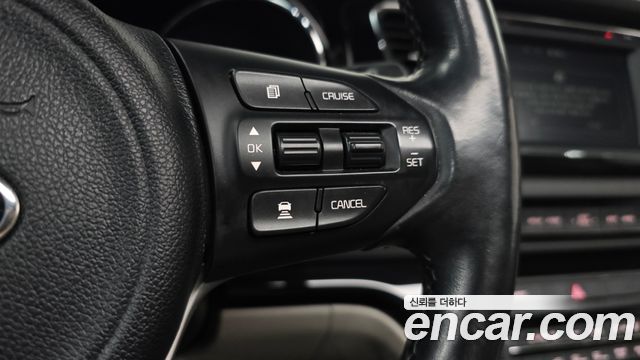 Kia Canival 2017 — photo 32