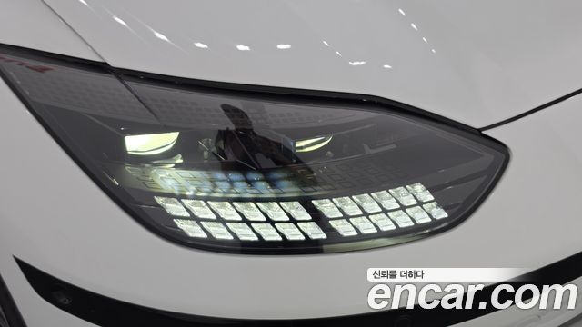Hyundai Ioniq6 2023 — photo 8