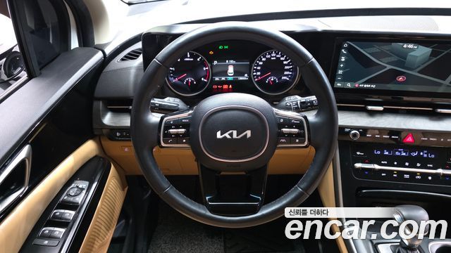 Kia Canival 2023 — photo 13