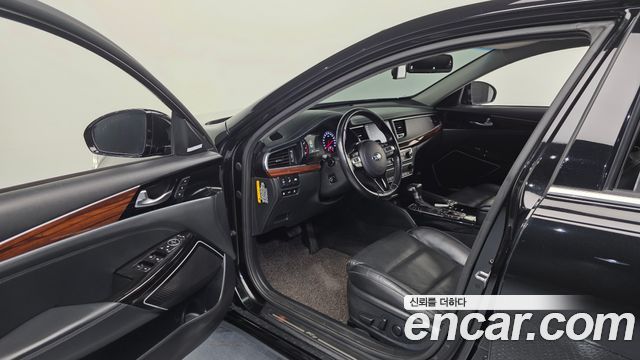 Kia K7 2017 — photo 10