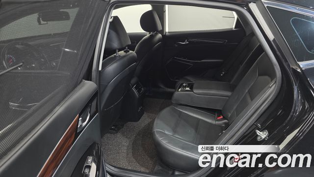 Kia K7 2017 — photo 12