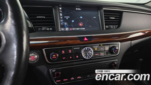 Kia K7 2017 — photo 13
