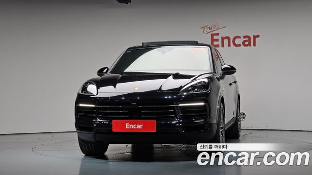 Porsche Cayenne 2022 — photo 3