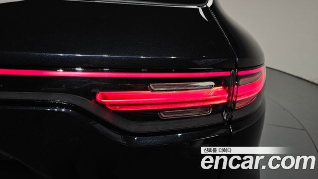 Porsche Cayenne 2022 — photo 9