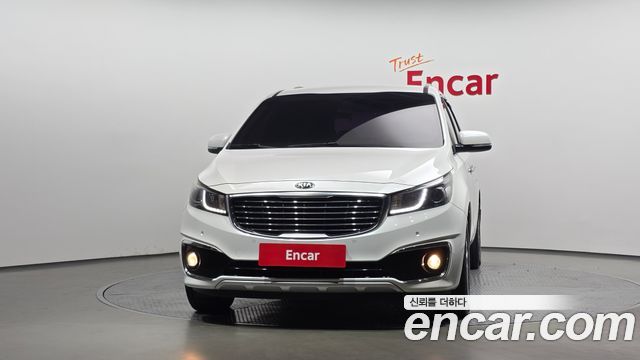 Kia Canival 2016 — photo 3