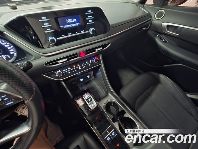 Hyundai Sonata 2021 — photo 14