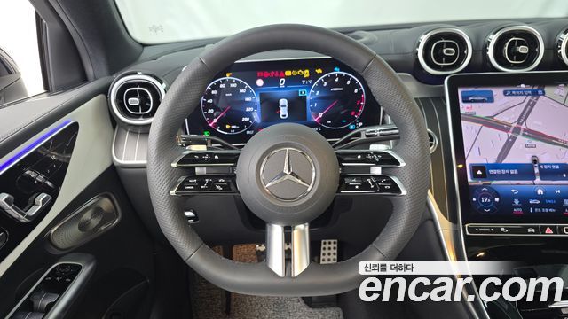Mercedes-Benz GLC-Class 2024 — photo 13