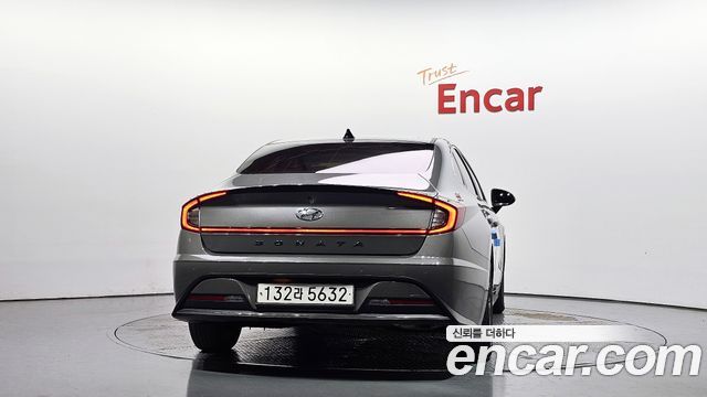 Hyundai Sonata 2022 — photo 4