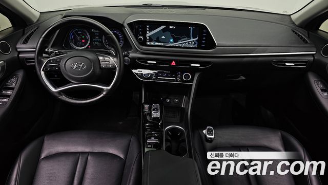 Hyundai Sonata 2022 — photo 10