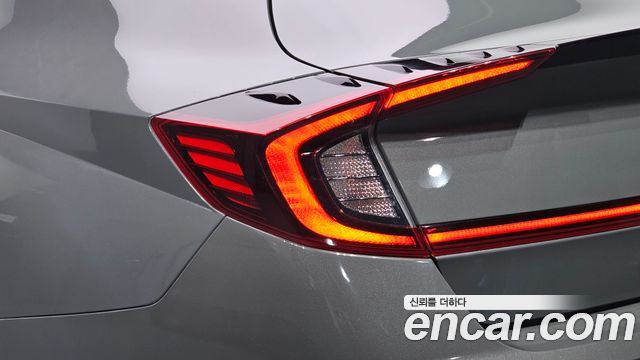 Hyundai Sonata 2022 — photo 9